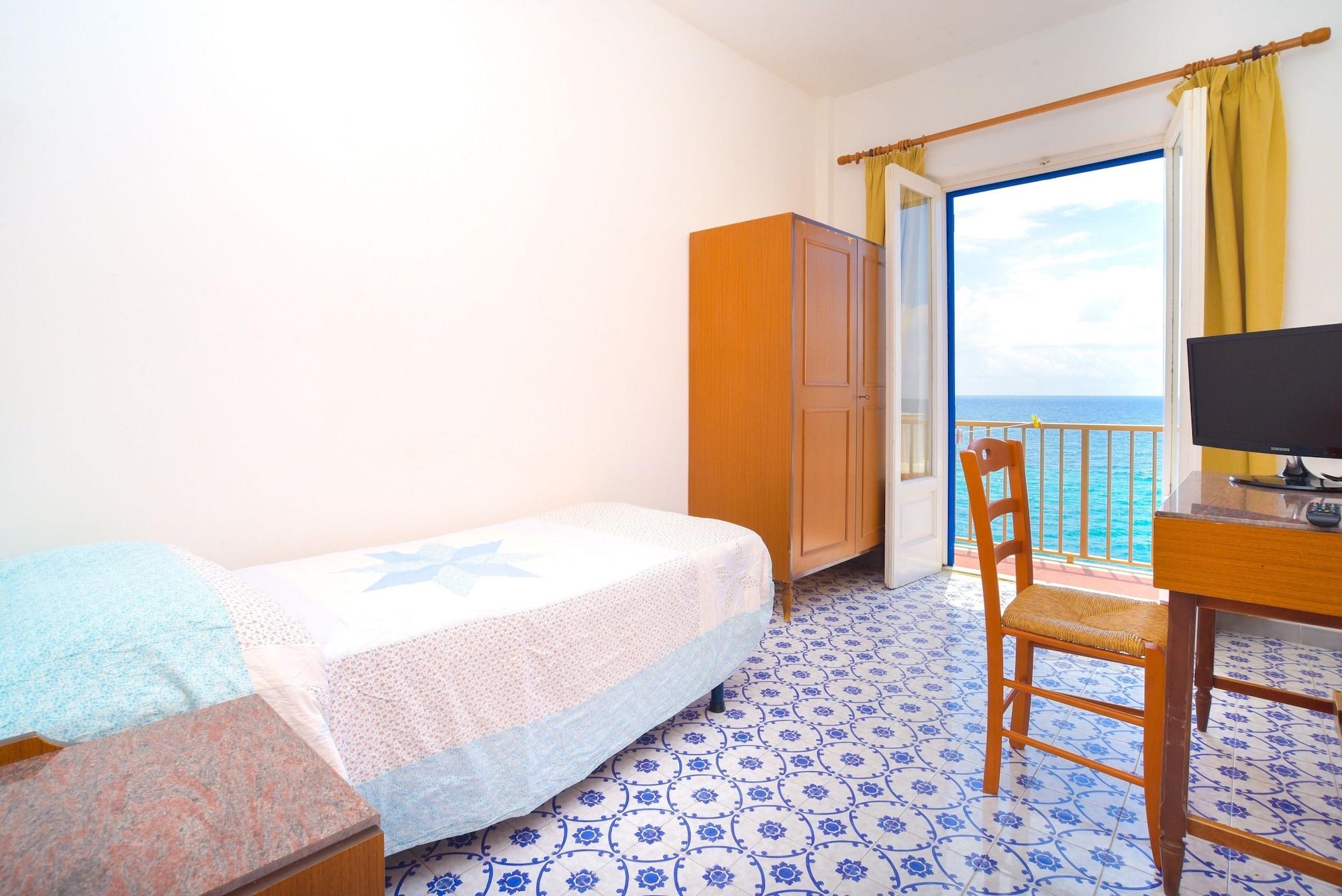 Hotel Regina Del Mare Barano d'Ischia Екстер'єр фото