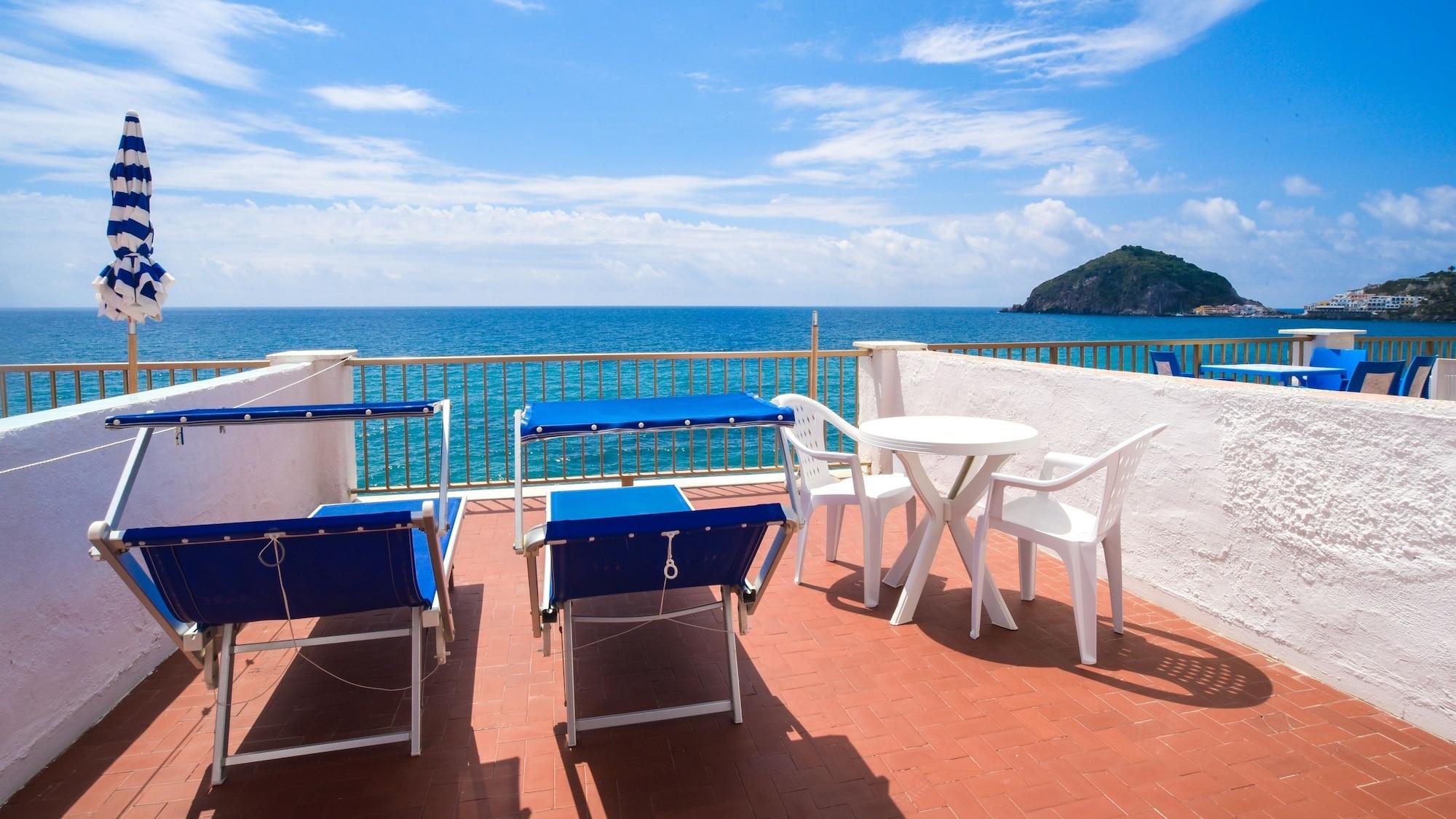 Hotel Regina Del Mare Barano d'Ischia Екстер'єр фото