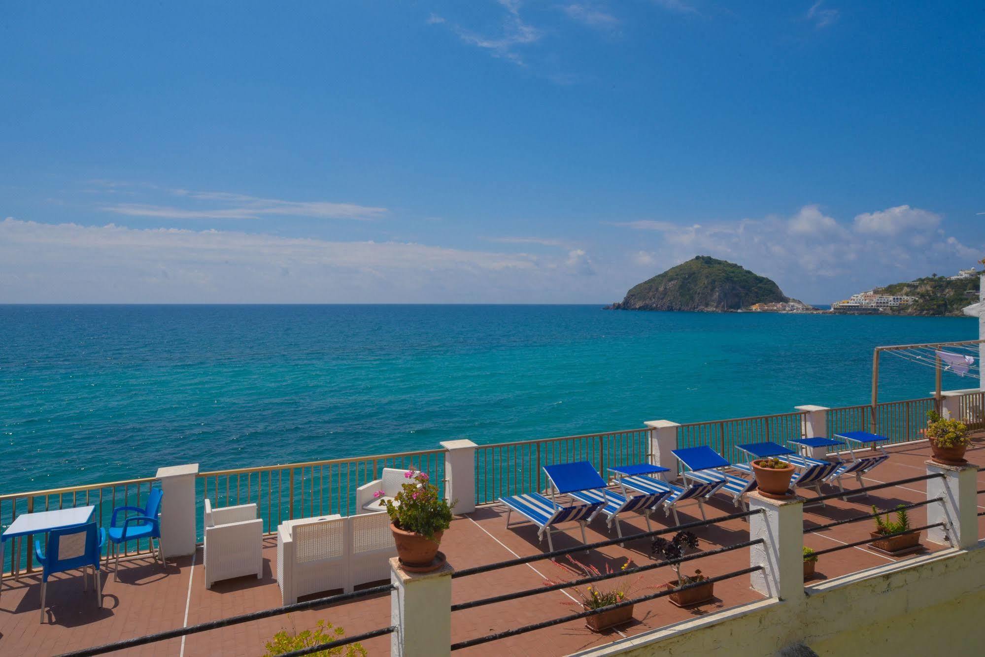 Hotel Regina Del Mare Barano d'Ischia Екстер'єр фото